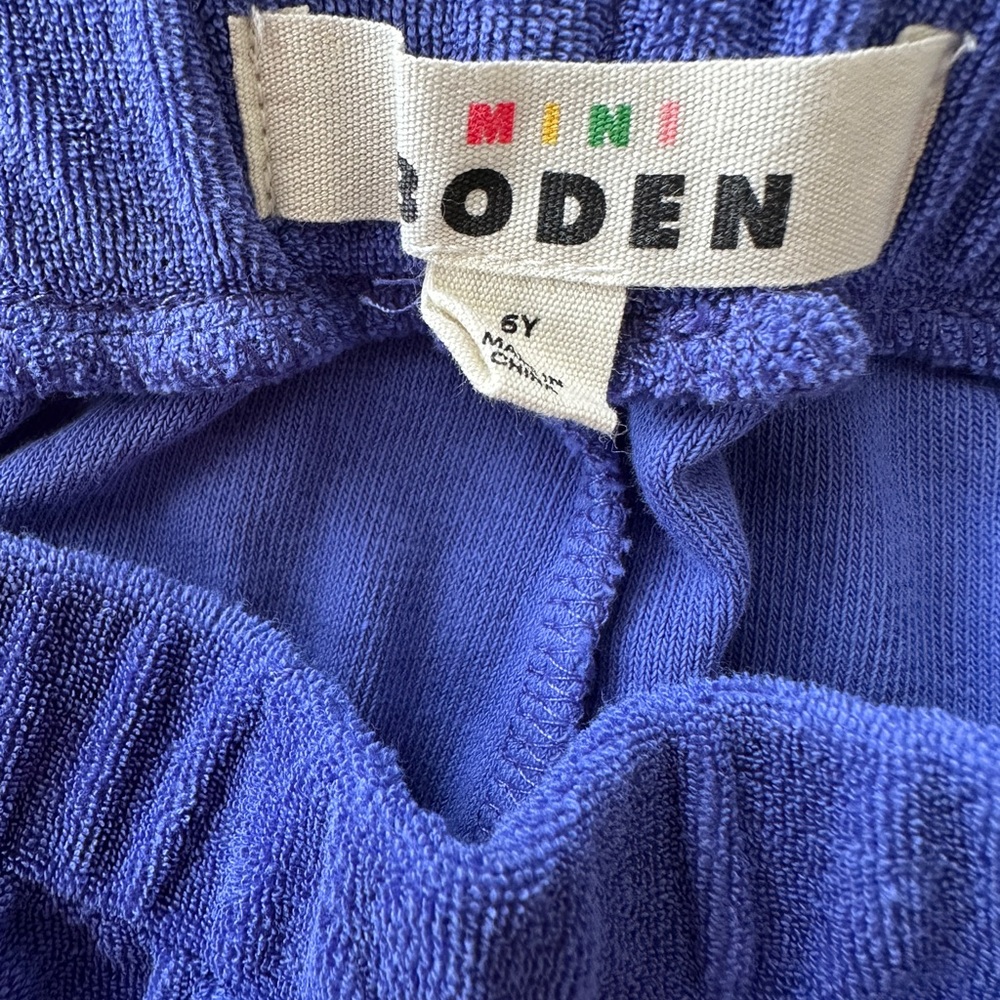 Mini Boden Frill Hem Toweling Shorts - Picture 4 of 7
